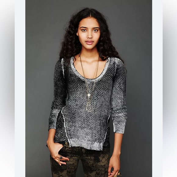 Free People Black, Grey, and White Ombré Sweater - Women’s Size extra small - Picture 1 of 5